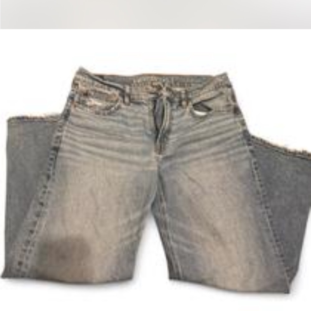American Eagle strigid jeans no rips size 6 short